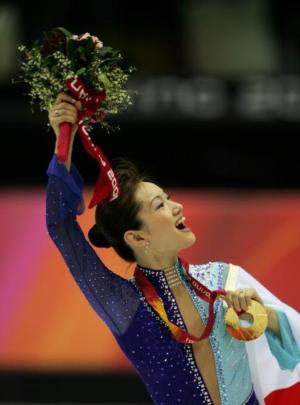 Shizuka Arakawa wins gold