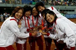 Japan receive the gold medals
