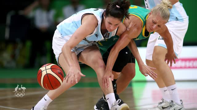 Phillips ready to hit the court against Rio 2016 home rivals Brazil