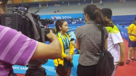 Bui gets interviewed by Nanjing TV
