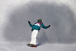 Scotty James reacts in Slopestyle semi-final