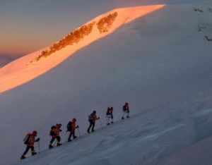 Climb up Mount Elbrus