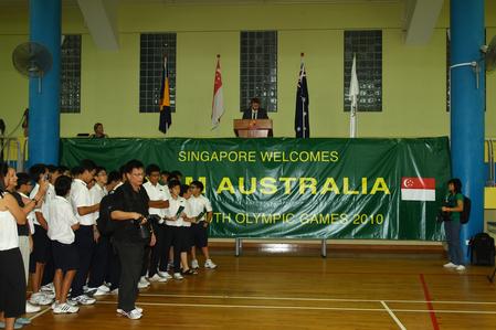 Singapore Welcomes Team Australia